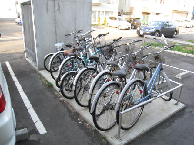 Other common areas. There bicycle storage
