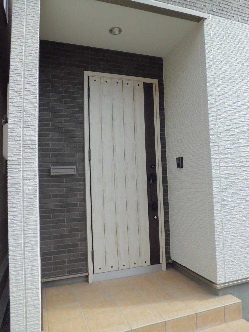 Entrance. Local (10 May 2013) Shooting