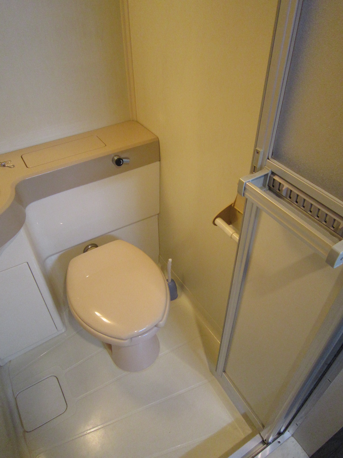 Toilet. Toilet There is also a feeling of cleanliness.