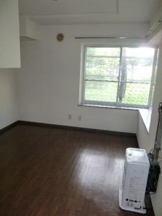 Living and room.  ☆ Walk from the nearest station 3 minutes! Commute ・ It is conveniently located to go to school ☆ 