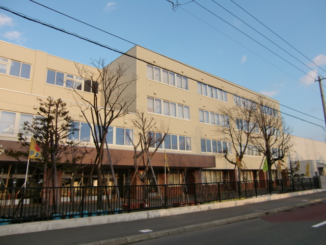 Primary school. Kitago up to elementary school (elementary school) 1225m