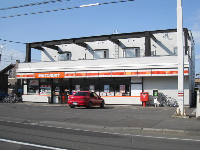 Convenience store. Seicomart Heiwadori store up (convenience store) 663m
