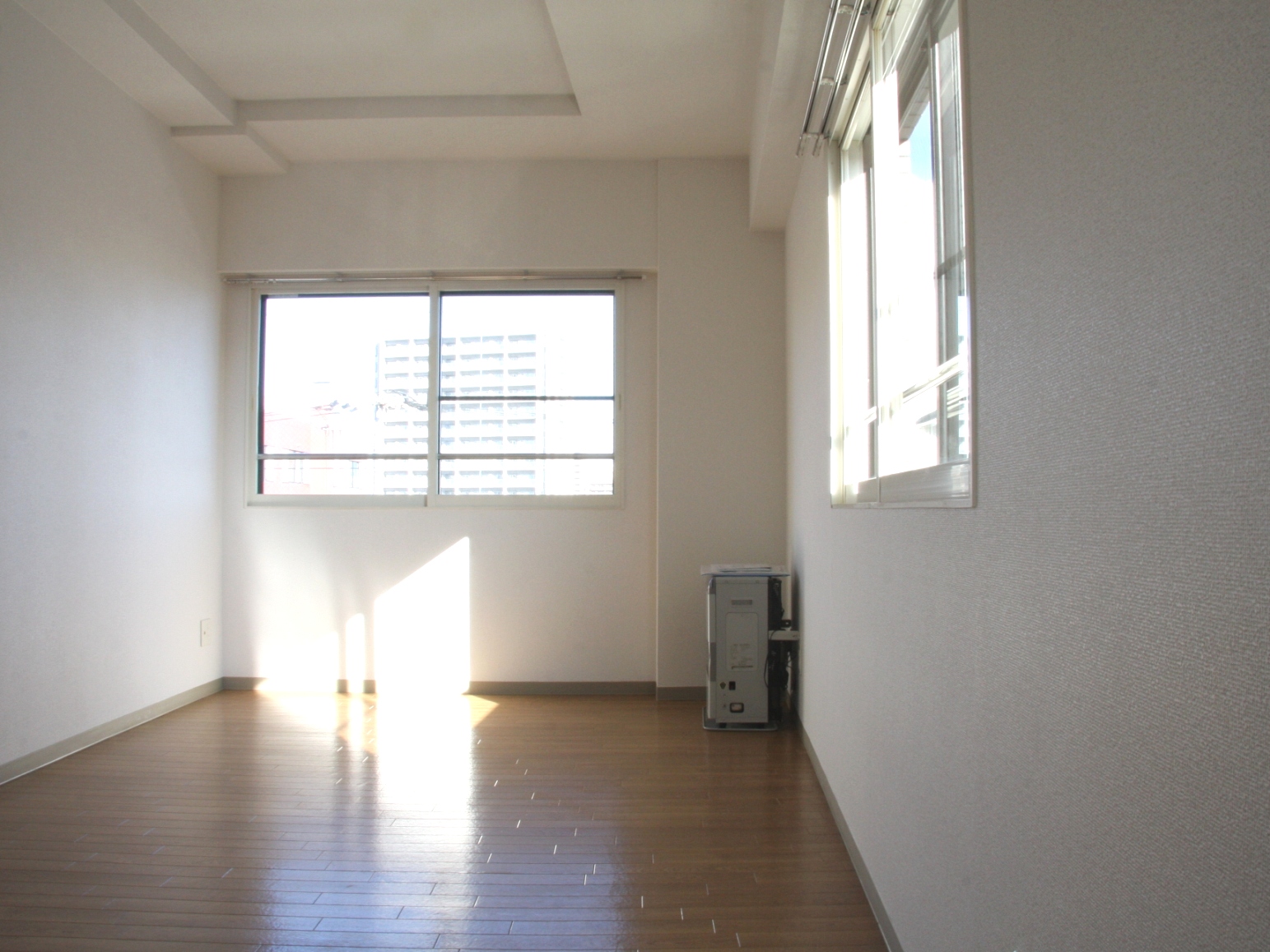 Living and room. Day two-plane daylight ・ Ventilation ◎