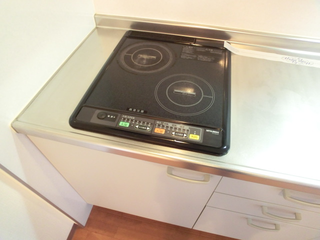 Kitchen. IH cooking heater