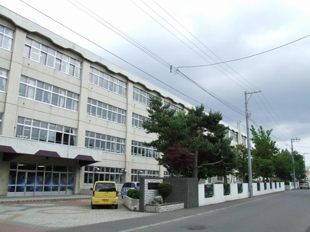 Junior high school. Kashiwaoka 1800m until junior high school
