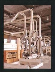 Construction ・ Construction method ・ specification. Use the "laminated wood" in the structural material. There is no twist and shrinkage, Compared to solid wood boasts the strength of even 1.5 times. In the laminated wood pre-cut factory of their own group, Lumber by making full use of the computer system. Tenon processing and body feed processing, etc., You finish in a short period of time with a high degree of accuracy the technology, which is said to craftsmanship. Less likely to rot in the foundation, Adopted repel Hiba material termites. Filled with great peace of mind also the invisible part, It will deliver a robust house worthy of the northern provinces.