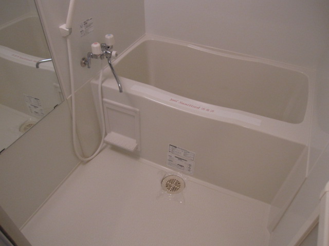 Bath. Clean bathroom ☆ 