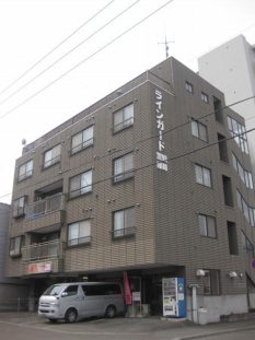 Building appearance.  ☆ You can move in the initial cost 40,000 yen! It is already interior renovation.  ☆ 