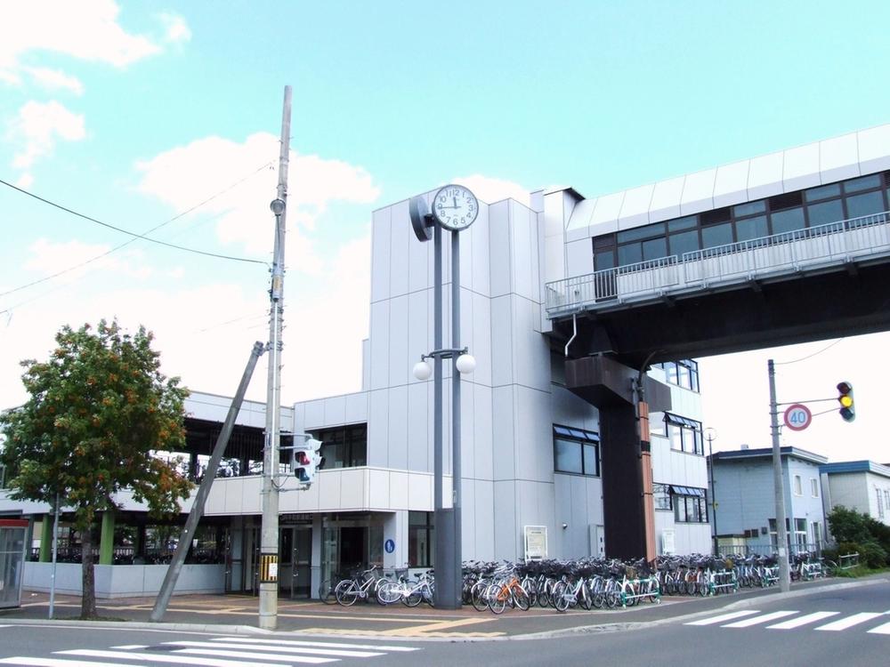 station. Convenient JR is a 5-minute walk to the 400m commuting to JR peace station. Enhancement also transportation bus stop in a 2-minute walk