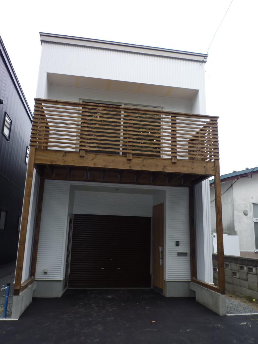 Local appearance photo. appearance The outer wall Garubaniumu