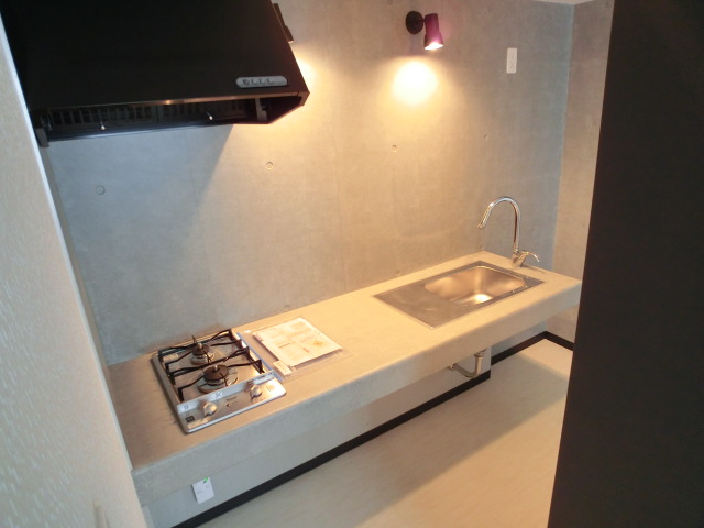 Kitchen. Anyway fashionable! ! System kitchen equipped