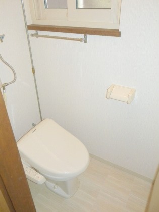 Toilet. It is a popular bidet equipped ☆ 