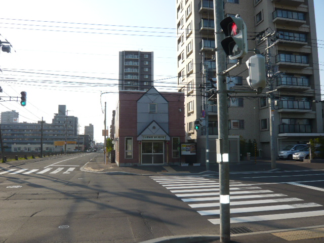 Police station ・ Police box. Higashisapporo alternating (police station ・ Until alternating) 350m