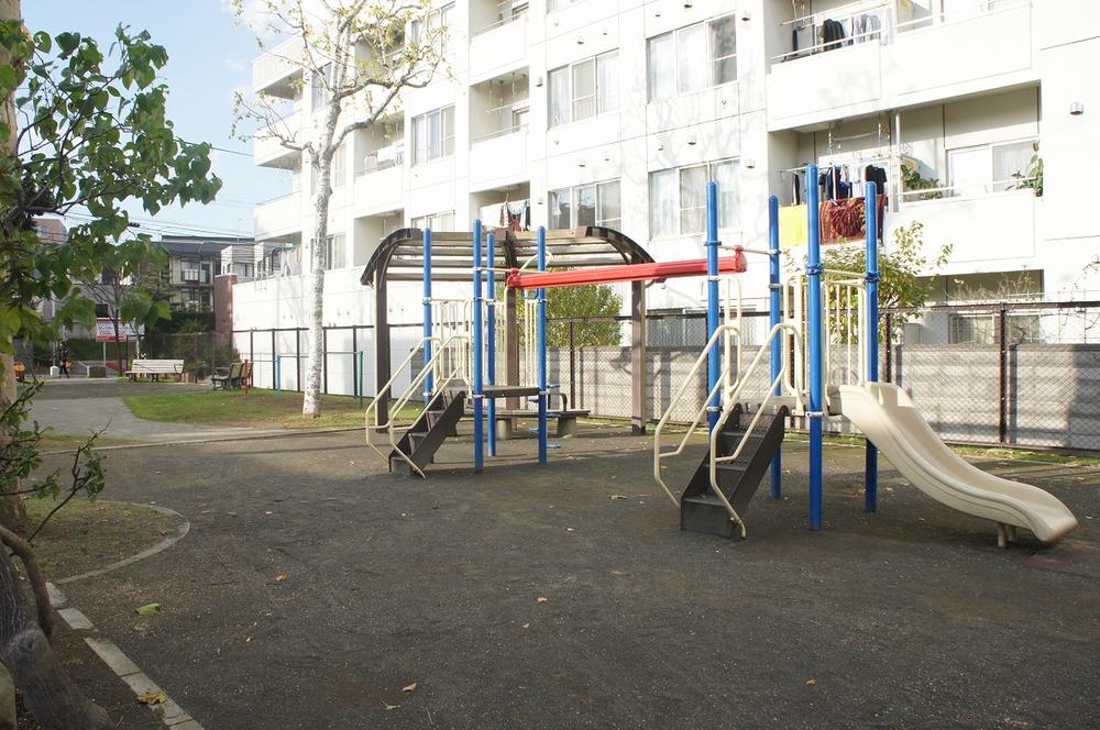 park. 60m to Sakaedori second birch park