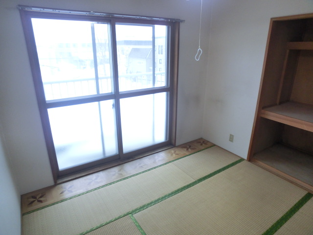 Other room space