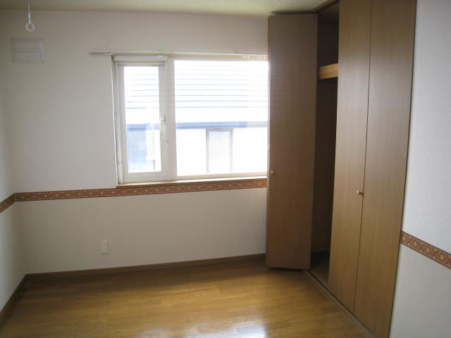 Other room space. All rooms are flooring