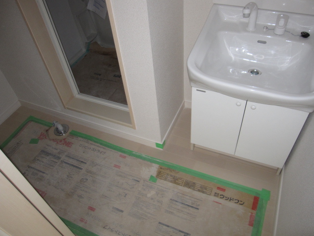 Washroom. Although dirty because it is still under construction ・  ・  ・ 