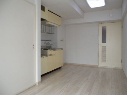 Living and room.  ☆ You can move in the initial cost 50,000 yen!  ☆ 