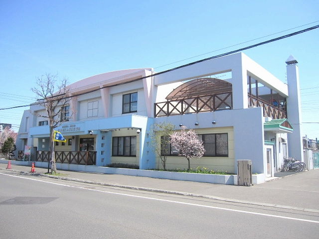kindergarten ・ Nursery. Shinhatsusamu dandelion nursery school (kindergarten ・ 512m to the nursery)