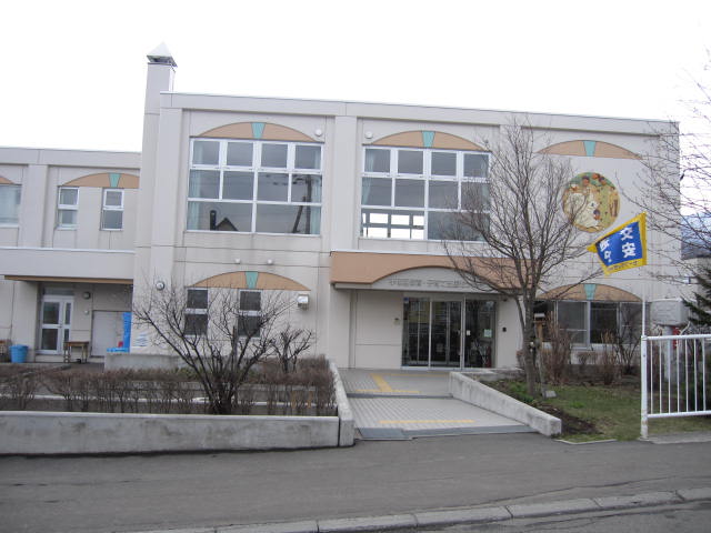 kindergarten ・ Nursery. Sapporo Teine-ku, childcare ・ Child care support center (kindergarten ・ 381m to the nursery)