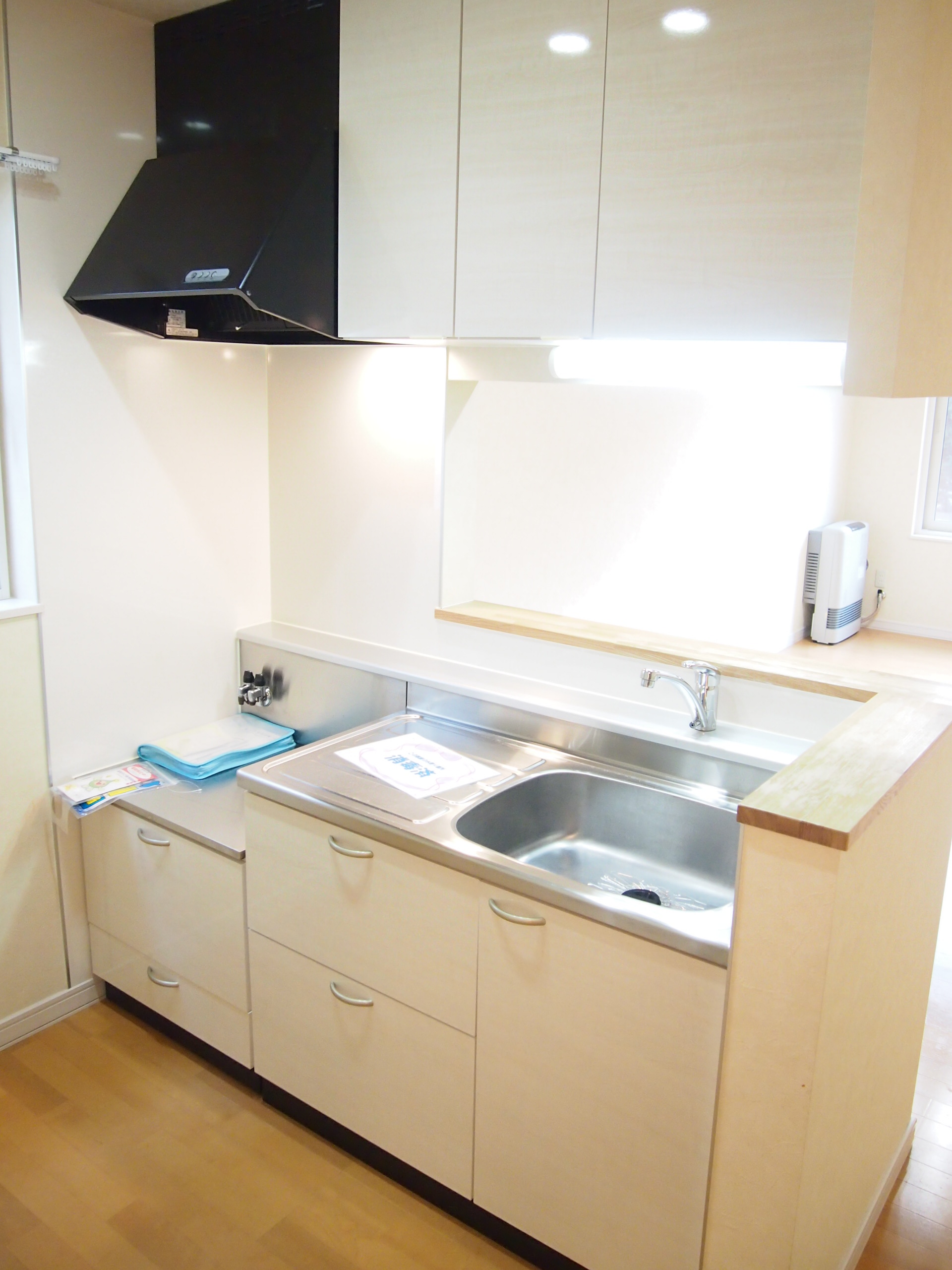 Kitchen. Spacious kitchen!