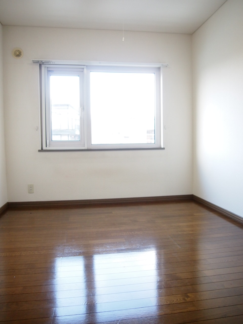 Other room space. Big is a closet with a six-quires Western-style
