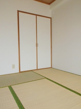 Other room space. I Japanese-style room is also beautiful! 