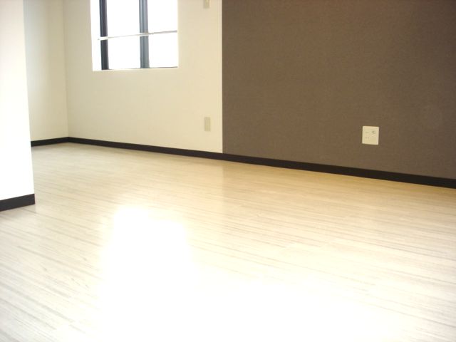Living and room. The company construction similar properties