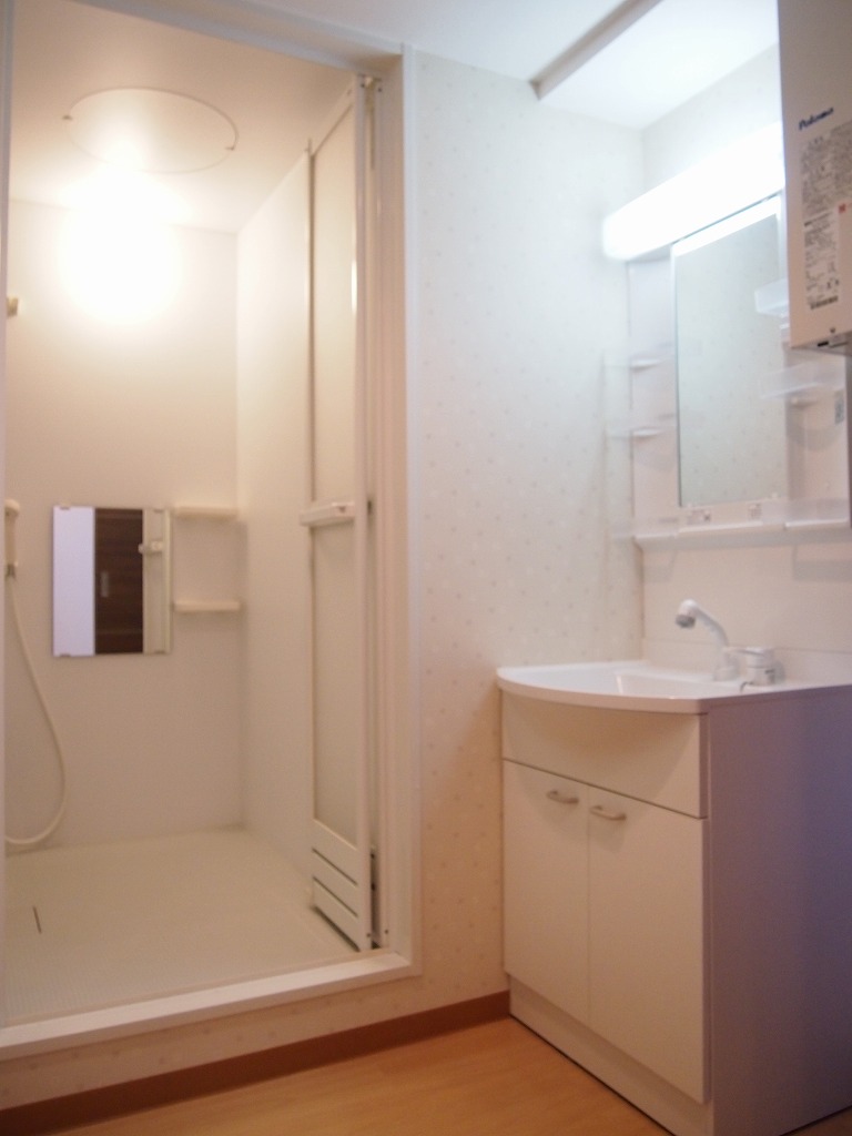 Washroom. It is Shandore with a utility (*'∇ `) Bruno