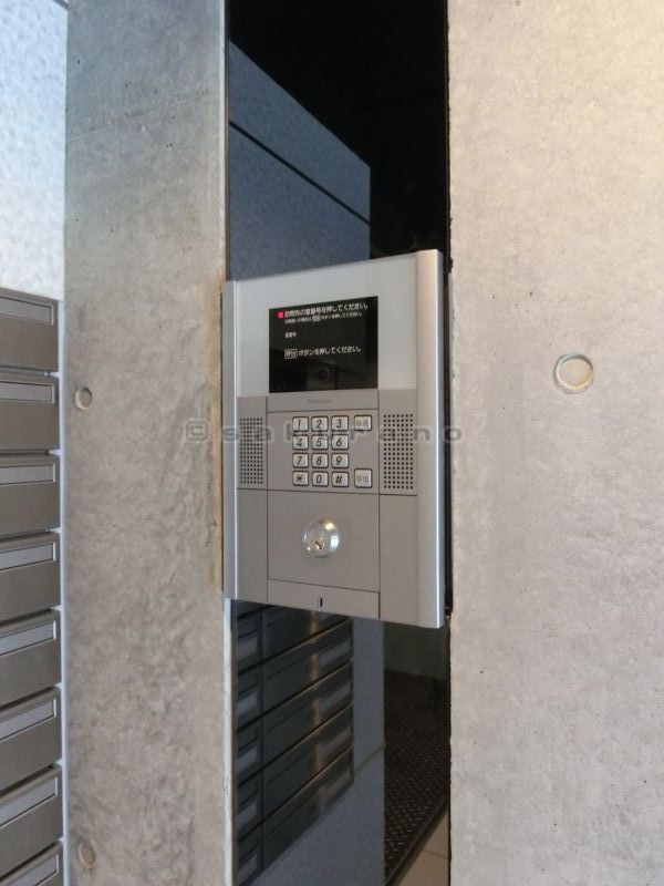 Other. auto lock