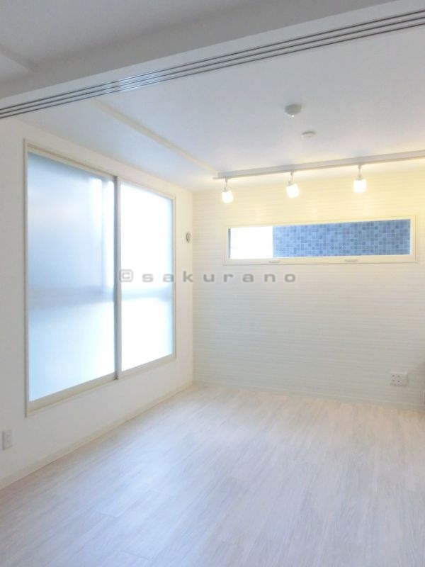 Living and room. Open living