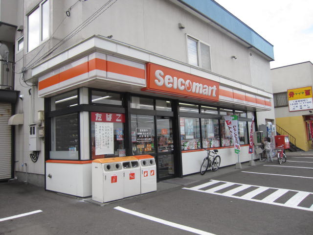 Convenience store. Seicomart Kobayashi Tomigaoka 100m to the store (convenience store)