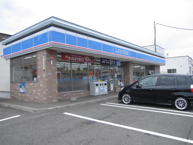 Convenience store. Lawson Sapporo Teineinaho Article 3 store up (convenience store) 523m