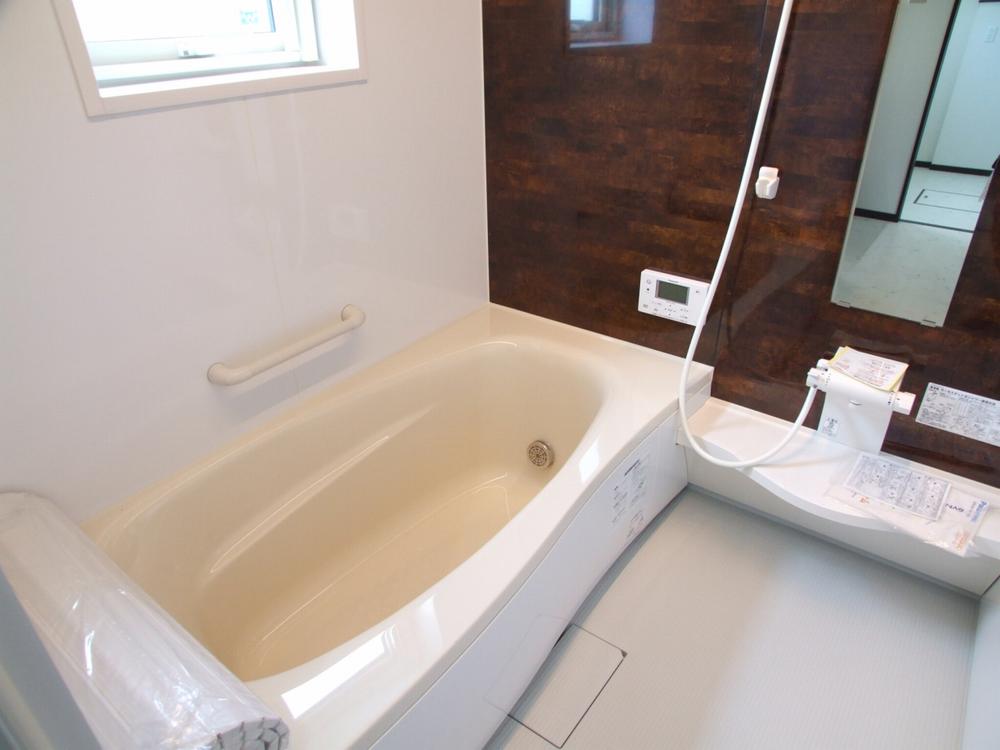 Bathroom. Panasonic made Kokochino S-Class