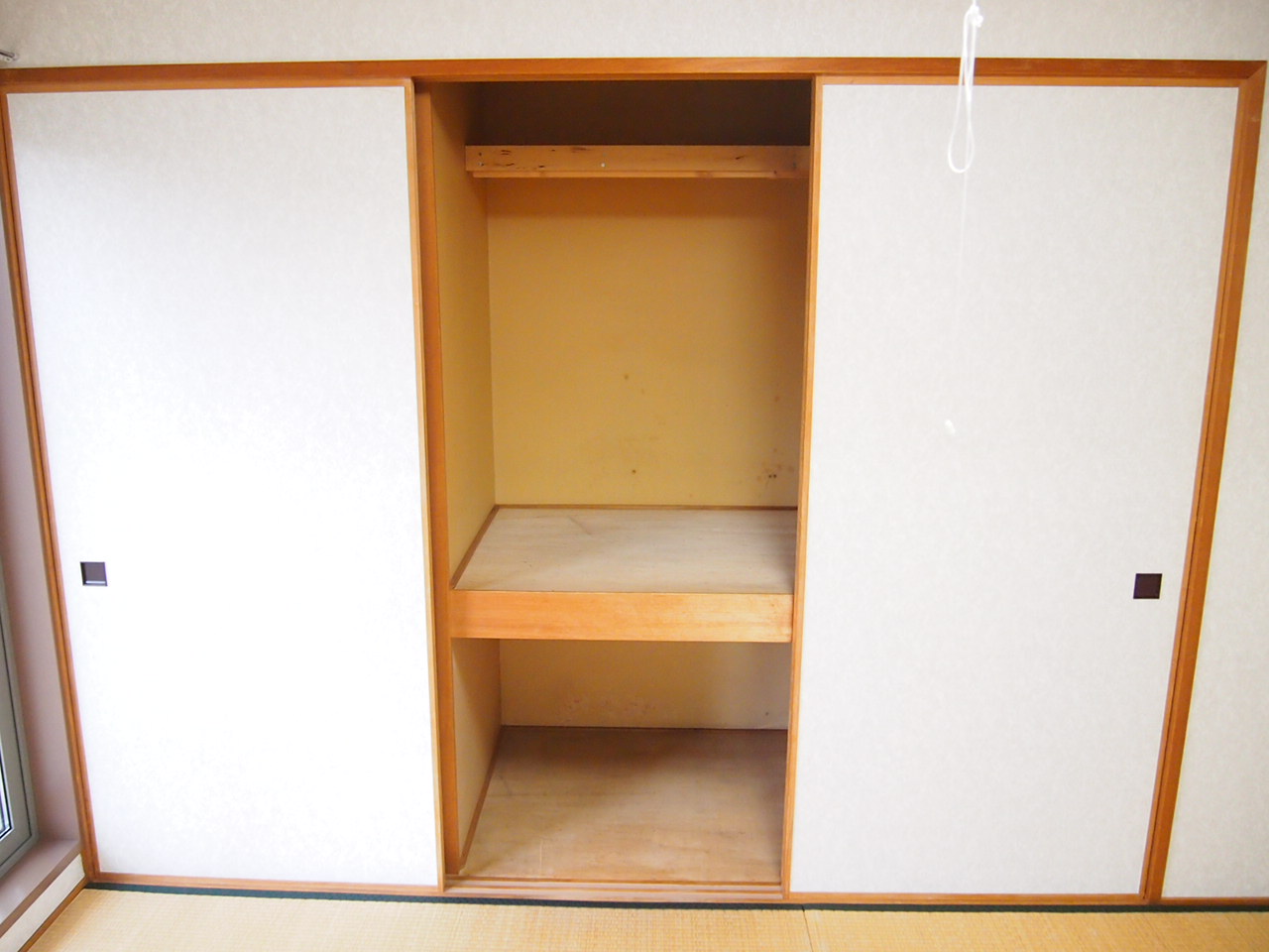 Receipt. Is a Japanese-style room of storage! 