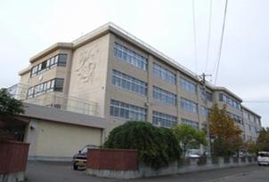 Junior high school. Inazumi 326m until junior high school (junior high school)