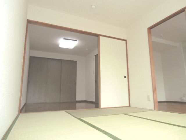 Living and room. Japanese-style room, living, If you open a Western-style open pavilion MAX! 