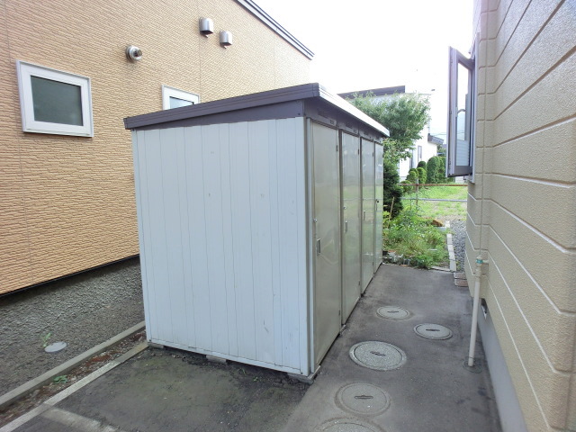 Other common areas. Storeroom