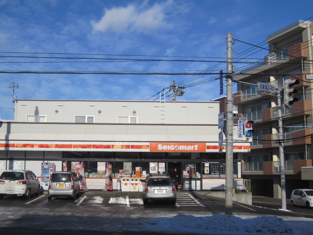 Convenience store. Seicomart Takashima shop until the (convenience store) 354m