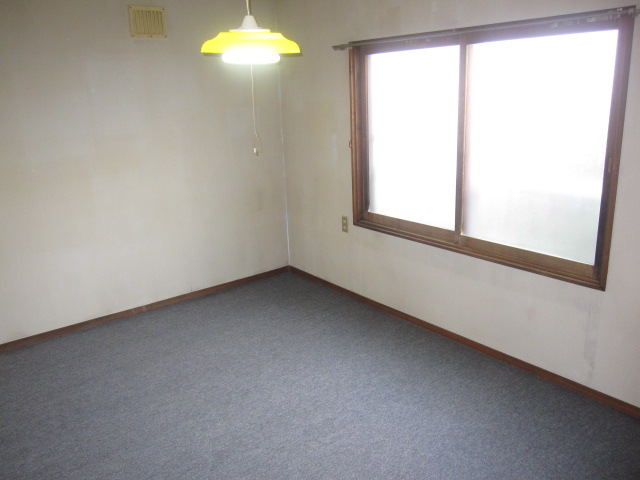 Other room space