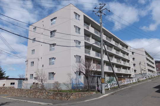 Local appearance photo