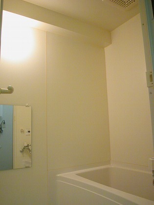 Bath. Spacious bathroom ☆ 