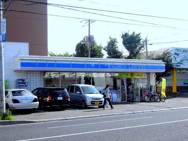 Convenience store. 153m until Lawson Sapporo Nishioka store (convenience store)