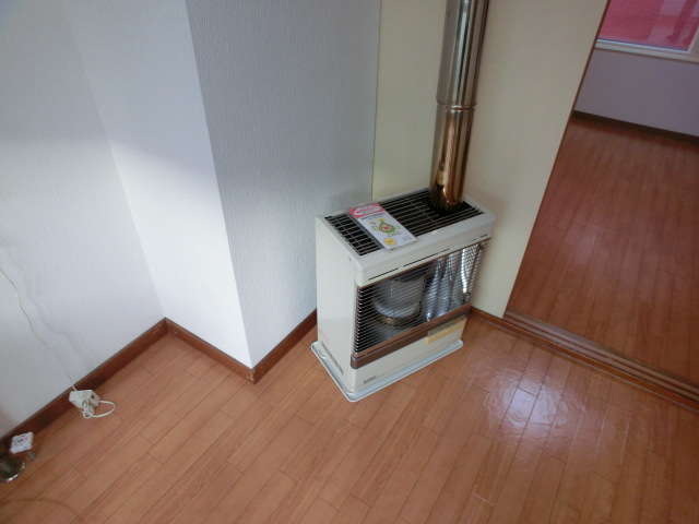 Other Equipment. Retro kerosene chimney stove ☆ It is very warm! 