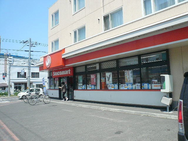 Convenience store. Seicomart Kato to the store (convenience store) 389m