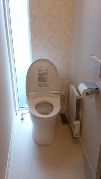 Toilet. 1F toilet As you can use to feel free to visitors