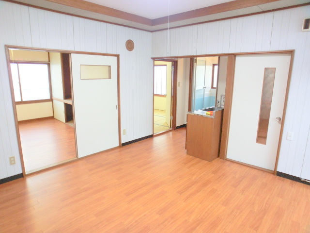 Living and room