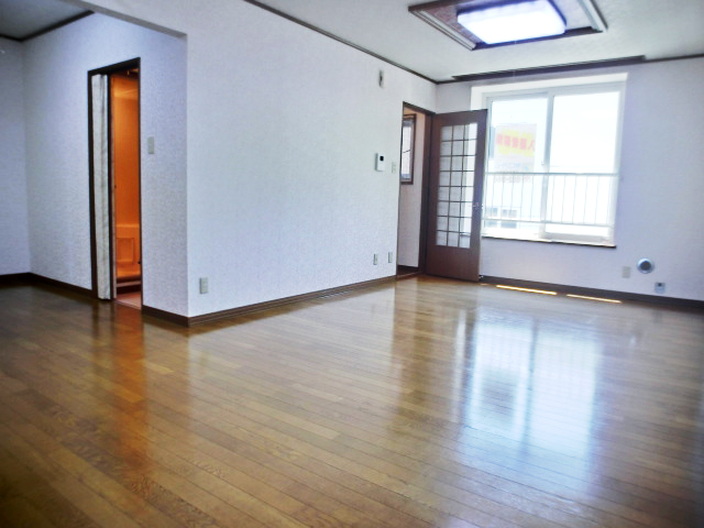 Living and room