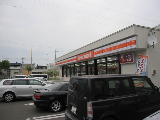 Convenience store. Seicomart Misono Article 10 store up to (convenience store) 294m