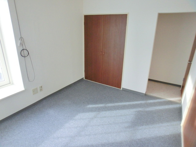 Other room space